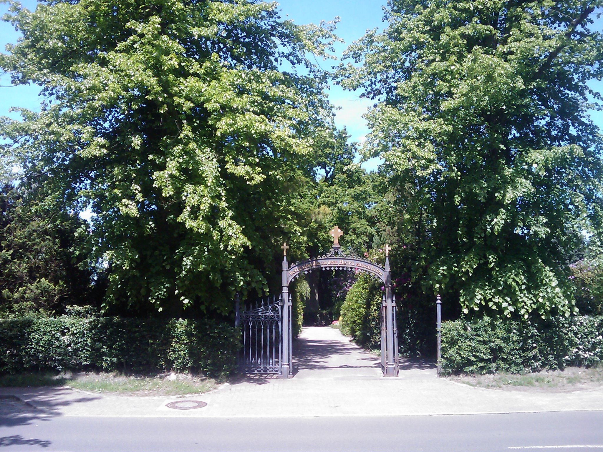 Eingangspforte Parkfriedhof